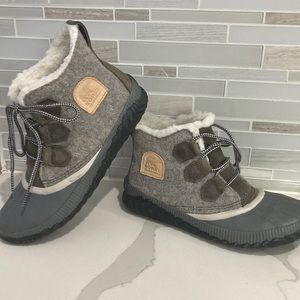 Womens 7.5 Sorel Boots